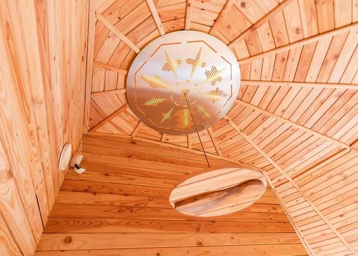 The Forest Sea Dome * Warna